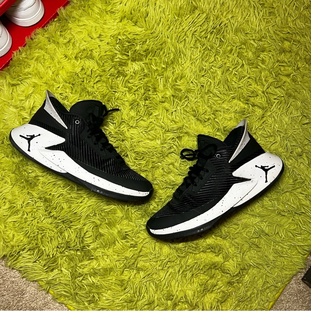 Jordan Fly Lockdown PFX